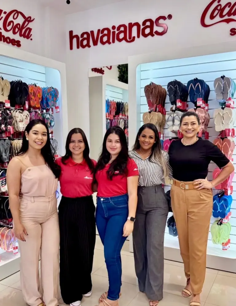 Rio Branco ganha nova loja especialista em marcas famosas de sandálias; veja na coluna da Beth