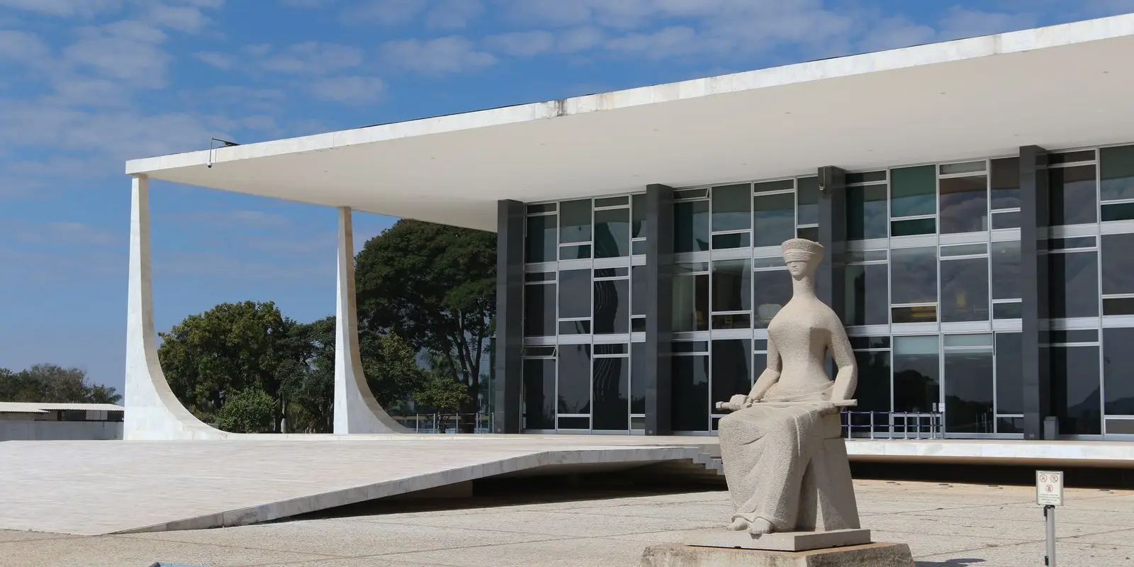STF: defesa de Garnier insiste no depoimento de comandante da Marinha