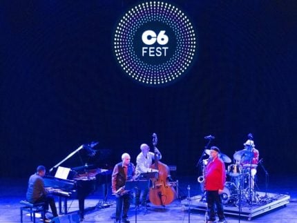 c6-fest-2025-agita-sao-paulo-com-diversidade-musical-e-atracoes-internacionais