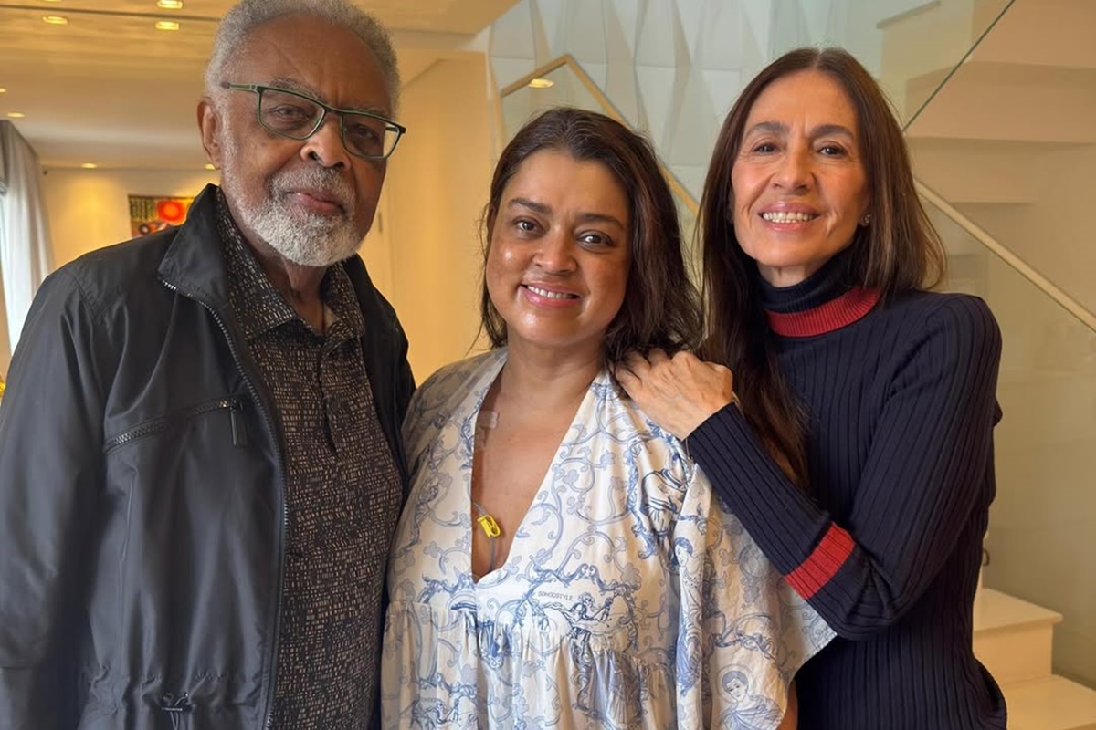 flora-gil-se-emociona-e-chora-ao-falar-sobre-saude-de-preta-gil