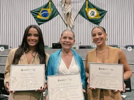 renata-e-eva-do-bbb25-sao-homenageadas-na-assembleia-legislativa-do-estado-do-ceara