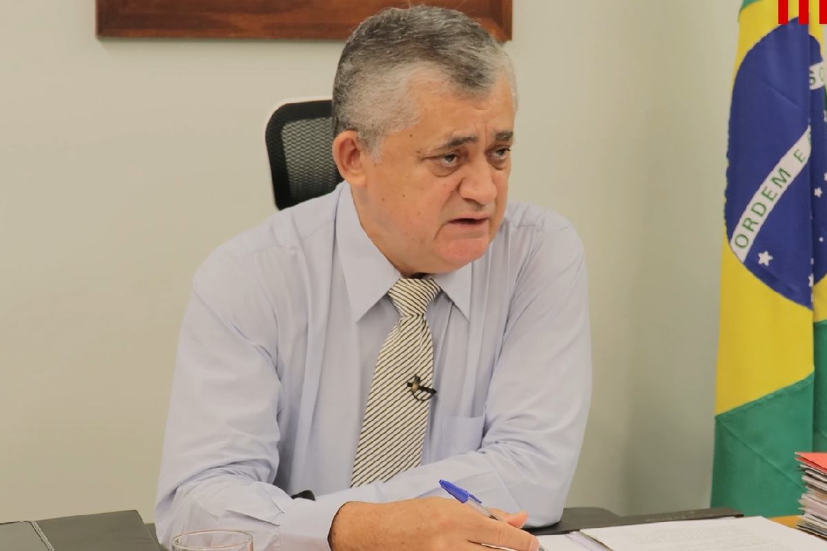 anistia:-lider-de-lula-diz-que-revisao-parcial-de-penas-e-“correta”