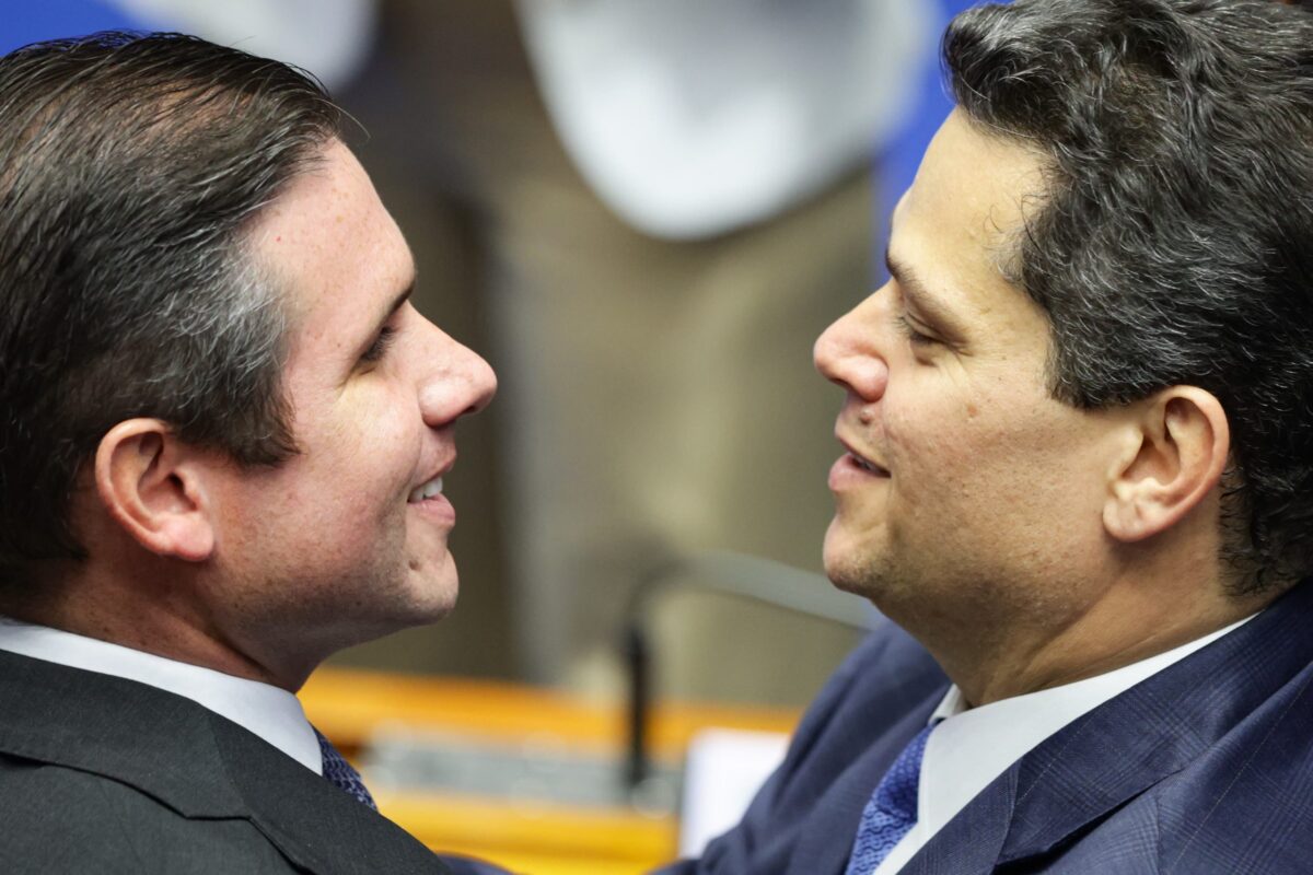 motta-joga-batata-quente-do-inss-para-alcolumbre