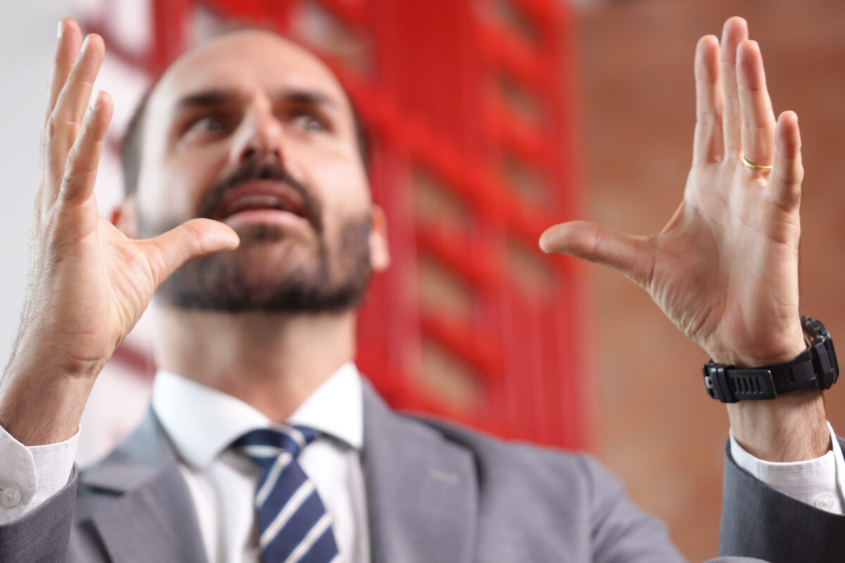 a-volta-triunfal-de-eduardo-para-enfrentar-o-carrasco-da-sua-familia