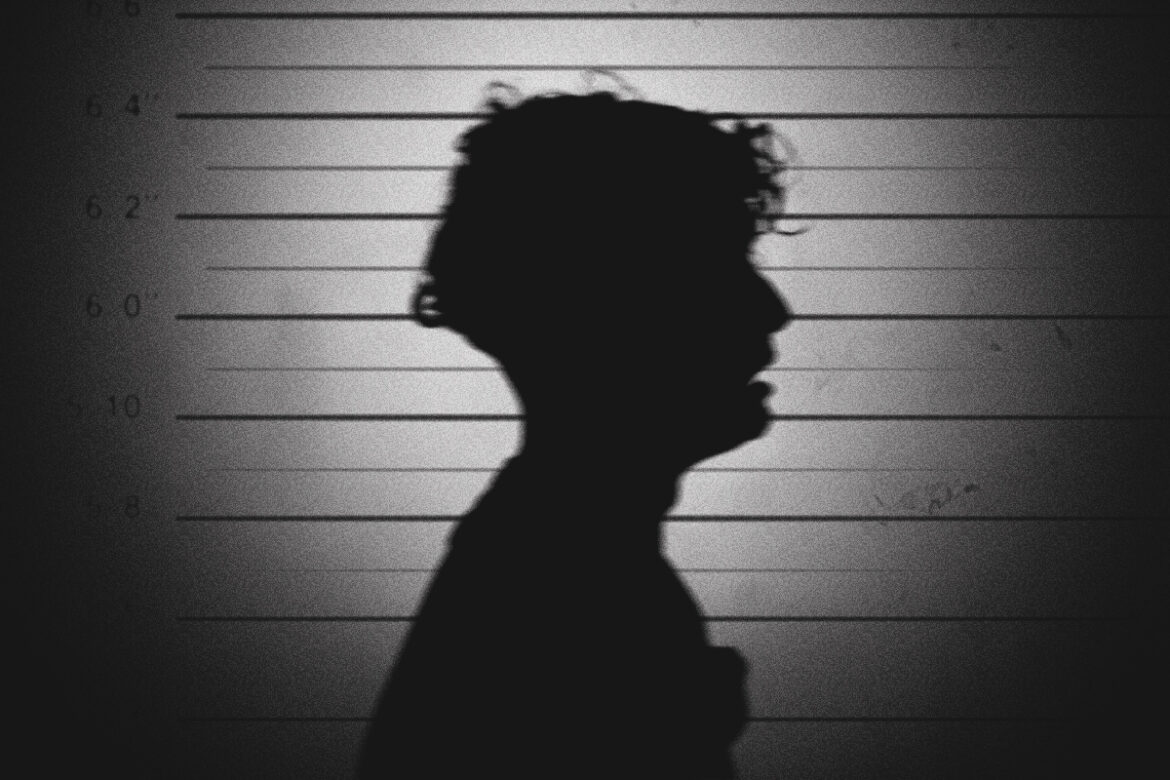 jovem-confundido-com-ladrao-chorou-em-dp-apos-ter-irma-morta-por-pm