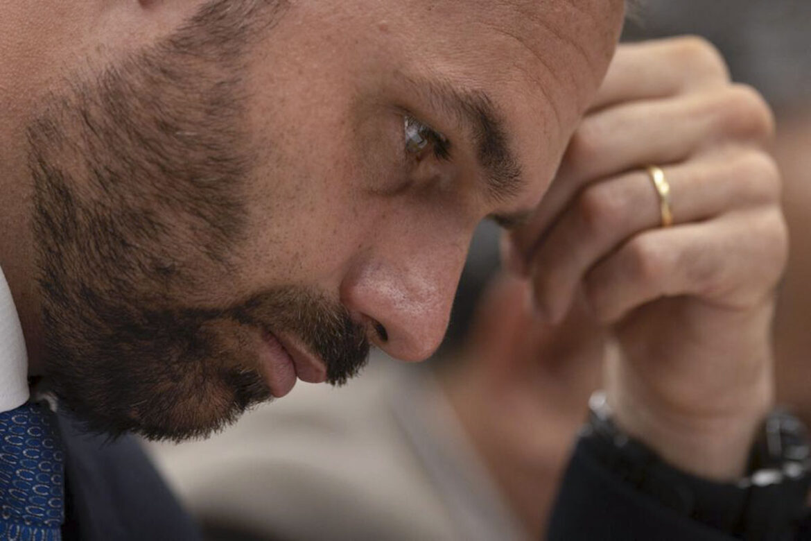 a-confissao-de-petistas-sobre-a-possivel-cassacao-de-eduardo-bolsonaro