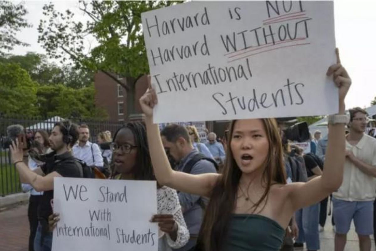 presidente-de-harvard-admite-falta-de-liberdade-de-expressao:-“problema”