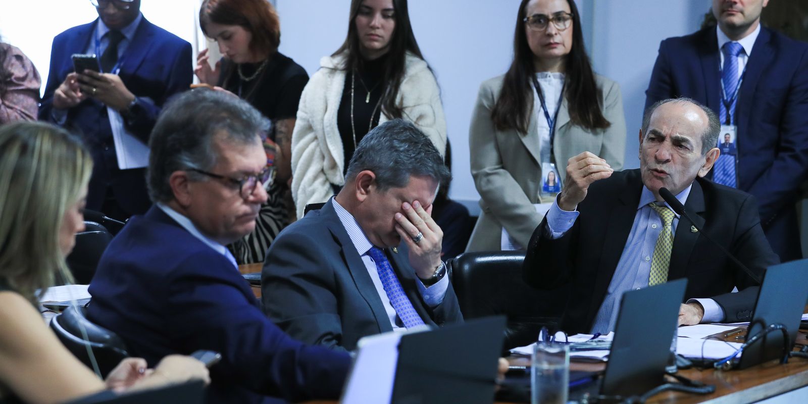 Reserva de 20% das vagas no parlamento para mulheres não é consenso Reserva de 20% das vagas no parlamento para mulheres não é consenso