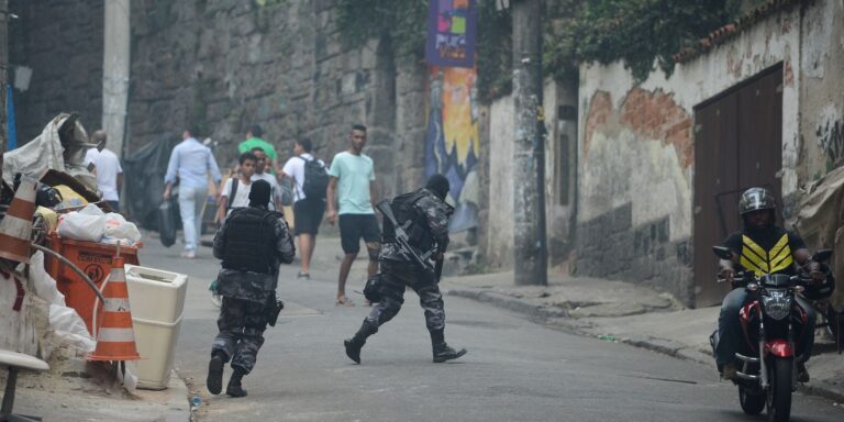 Impactos da violĂȘncia atingem quase metade dos alunos no Grande Rio