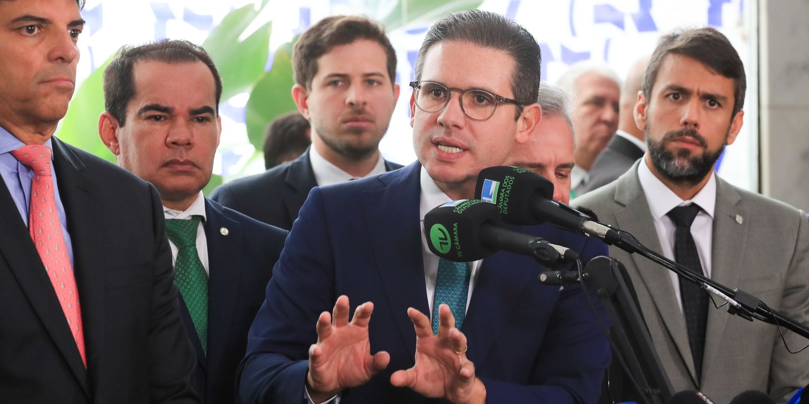 Câmara sugere medidas “antipáticas” para substituir aumento do IOF Câmara sugere medidas “antipáticas” para substituir aumento do IOF