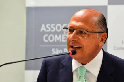 geraldo-alckmin-cancela-agenda-oficial-apos-sentir-dores-abdominais