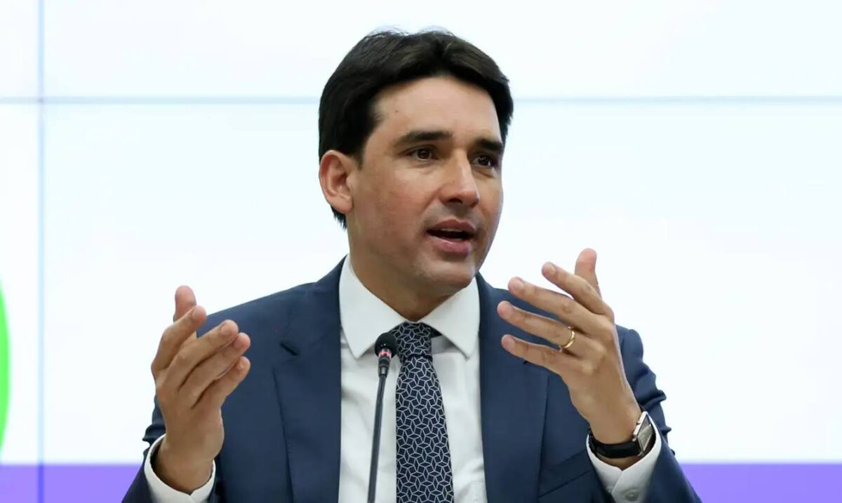 em-visita-ao-sc,-ministro-chama-governador-de-“ingrato-com-lula”