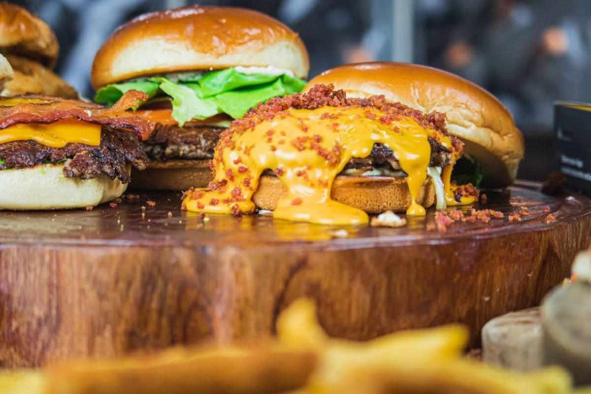 mostra-gratuita-no-ipiranga-e-dia-do-hamburguer:-o-fim-de-semana-em-sp