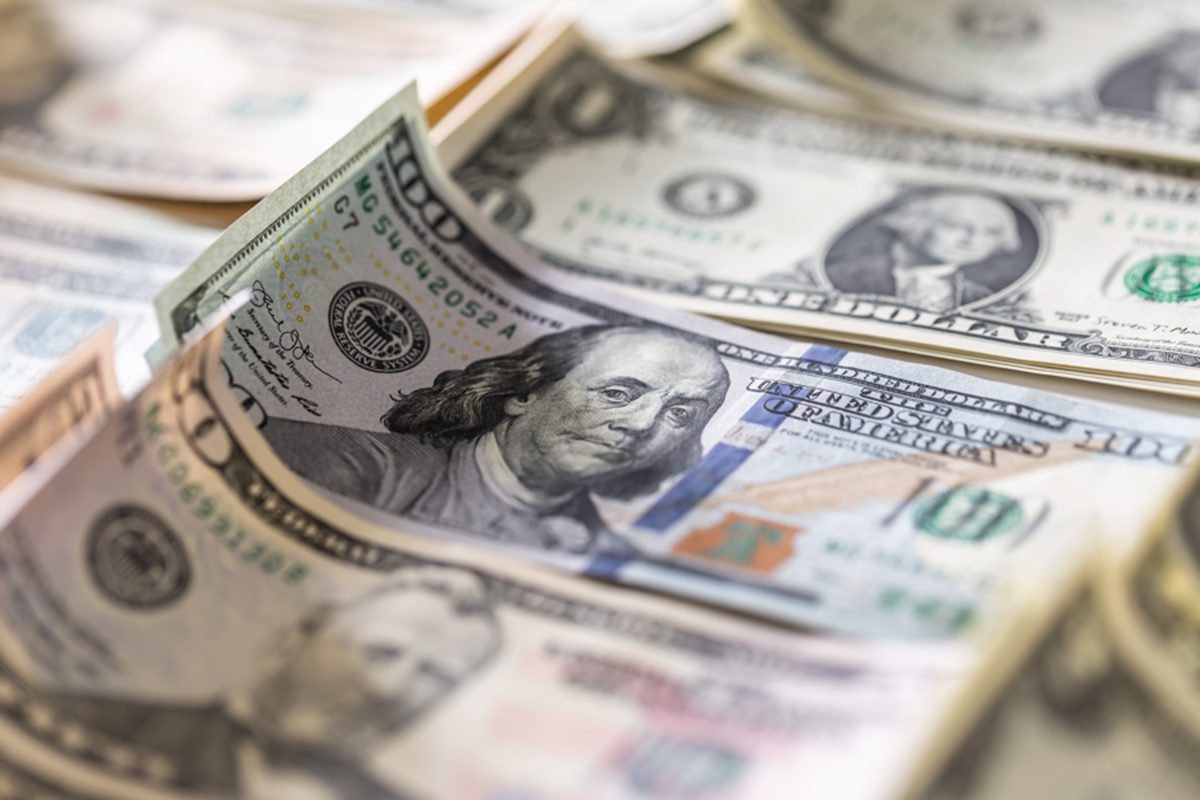 dolar-abre-em-alta-com-pib-do-brasil-e-retomada-do-tarifaco-de-trump