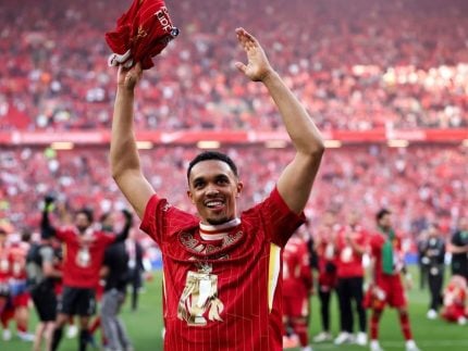 real-madrid-acerta-com-alexander-arnold-e-paga-multa-para-te-lo-antes-do-mundial