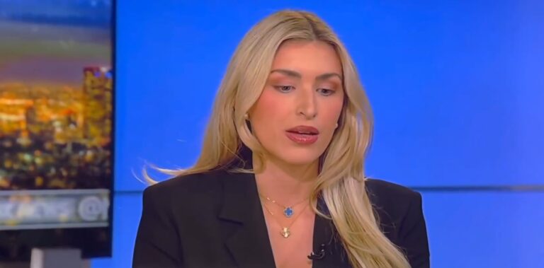 Ex-integrante do governo Trump desmaia ao vivo e cai da cadeira durante transmissão