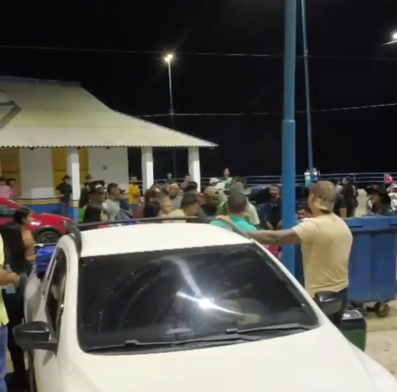 Confusão termina em disparos de arma de fogo após cavalgada no interior do Acre; VÍDEO