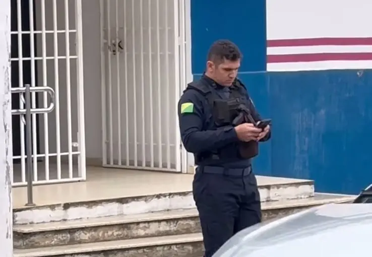 Motorista acusa PM de ameaçá-lo no centro de Rio Branco: “Afirmou que iria me dar um cacete”