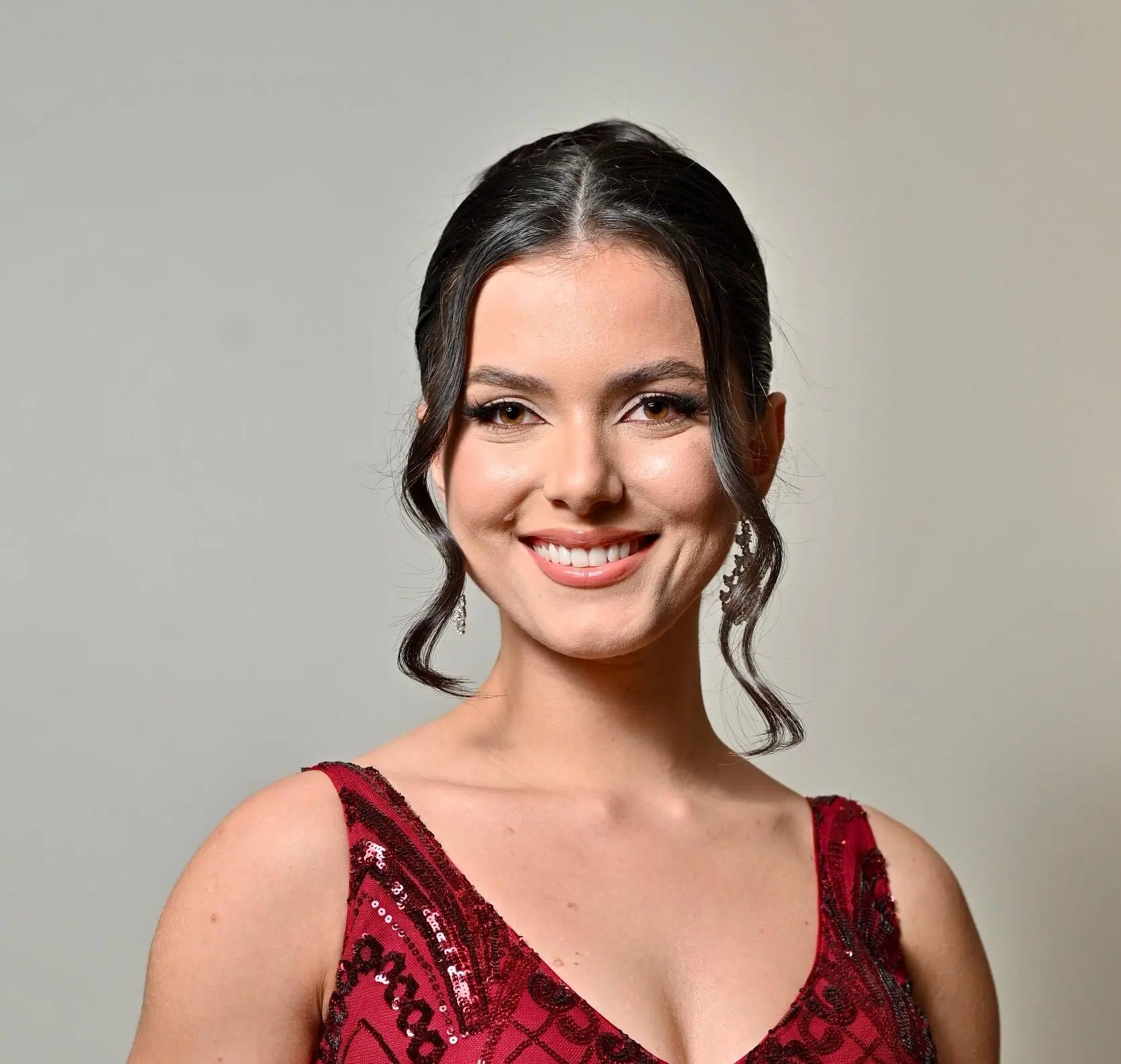 Guilheny Abramoski é a nova Miss Grand Acre 2025 e promete lutar com garra por coroa nacional
