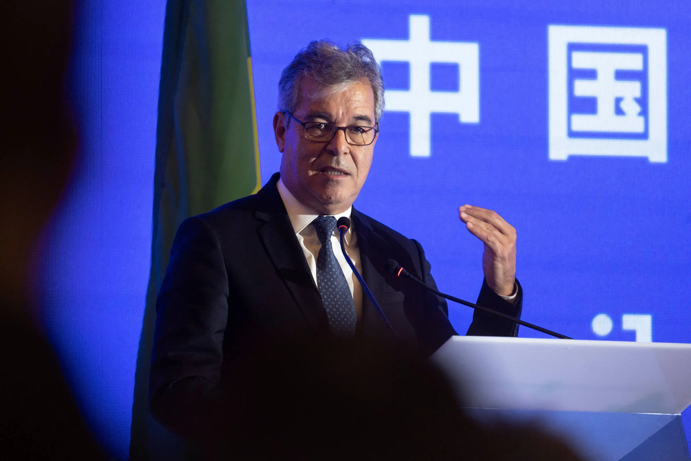 Jorge Viana diz que visita de Lula à China vai render R$ 27 bilhões de investimentos de capital chinês no Brasil