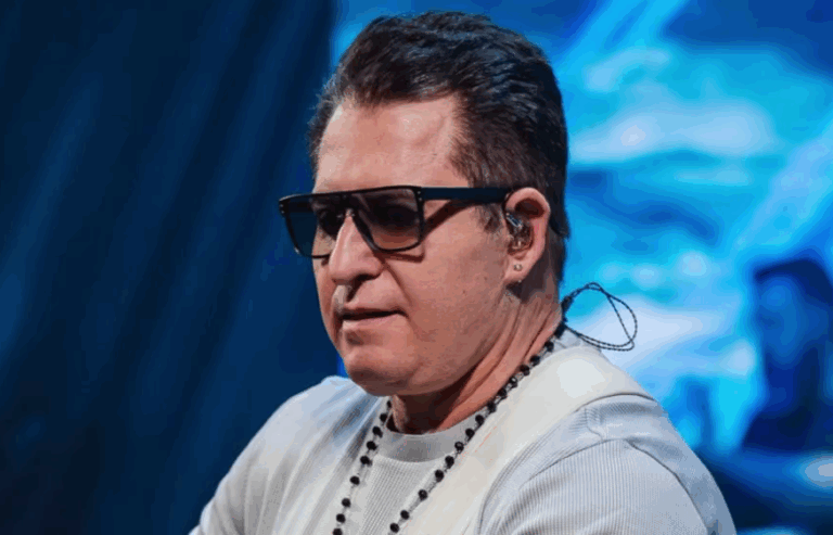 Marrone recebe alta após cair do palco e passar por cirurgia; saiba mais