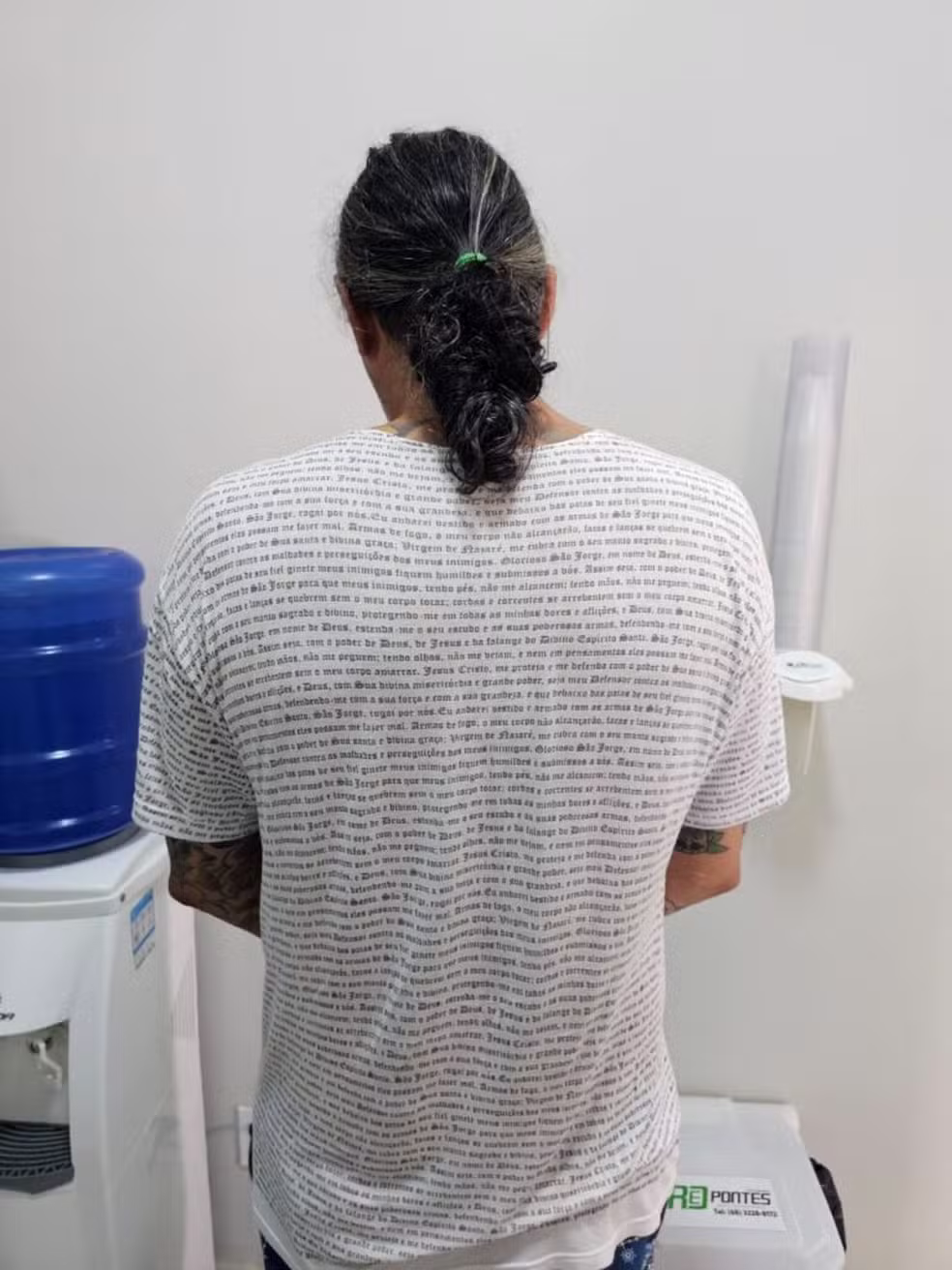 Homem que estuprou adolescente em sessão de tatuagem e divulgou imagens é condenado