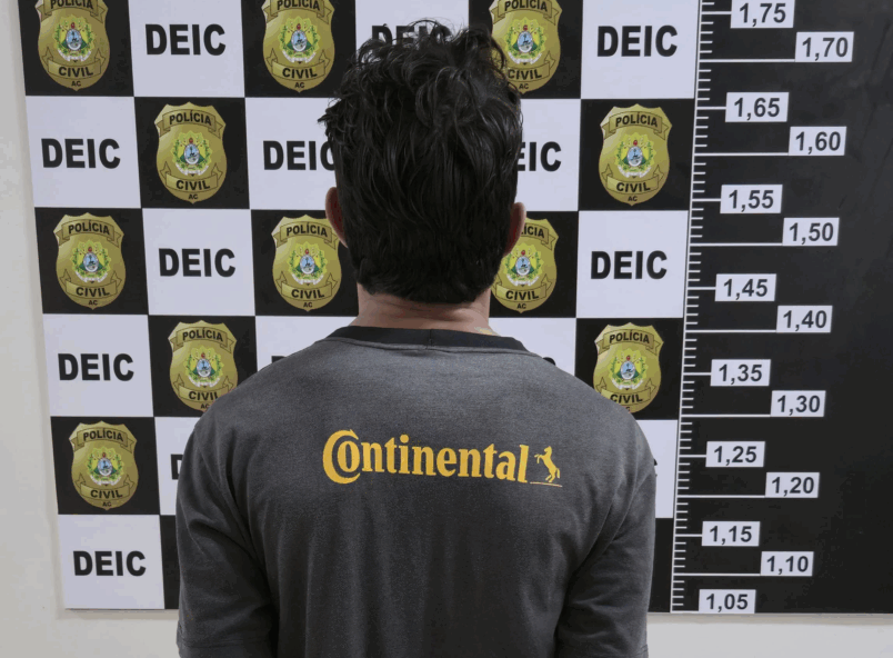 Foragido da Justiça é recapturado no Belo Jardim I após tentar enganar a polícia com nome falso