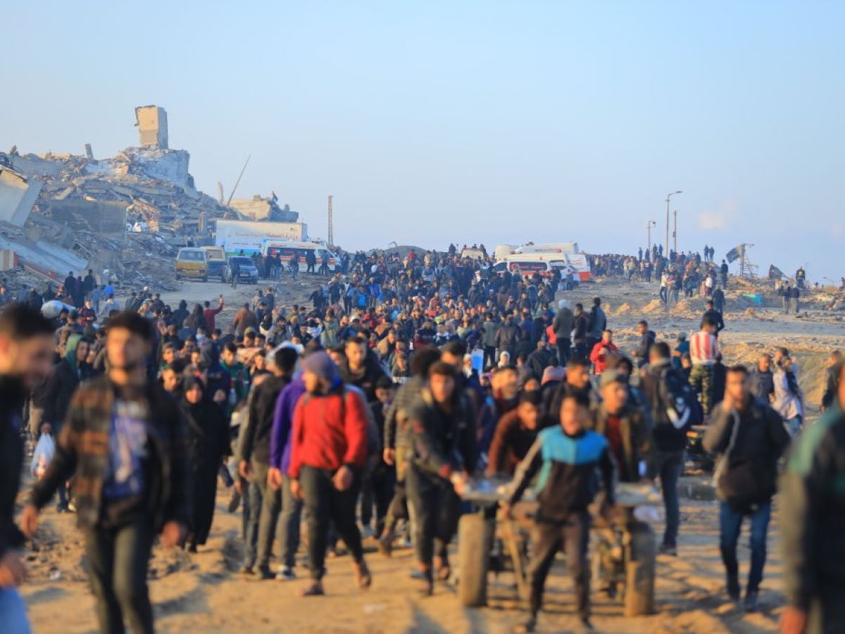 ataque-de-israel-deixa-mortos-em-centro-de-ajuda-em-gaza