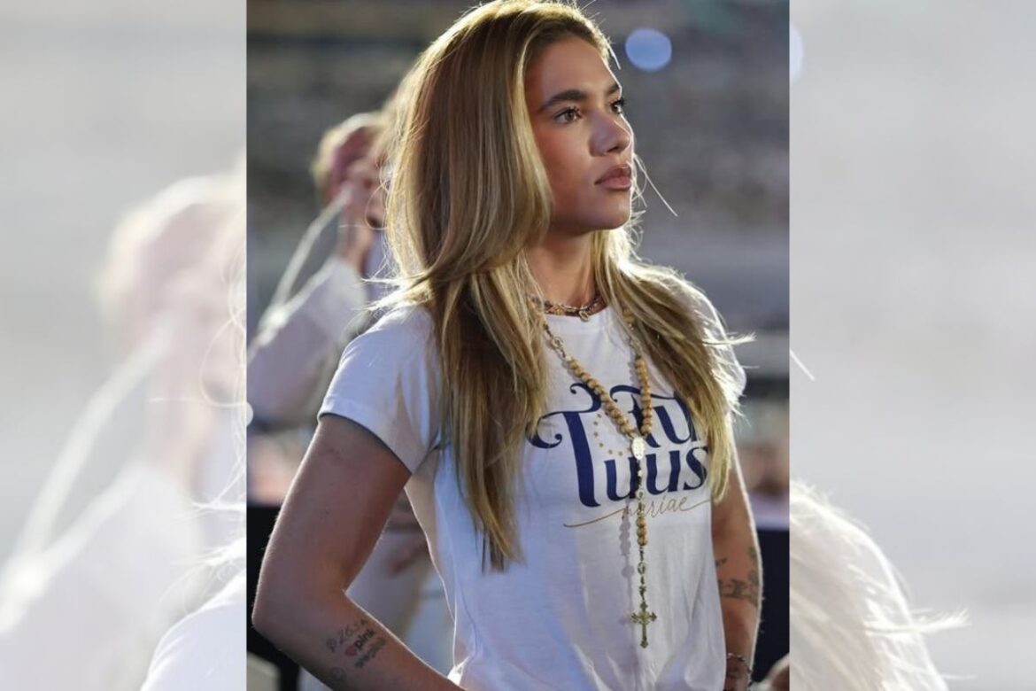 em-meio-ao-termino,-virginia-participa-de-evento-catolico-em-goiania