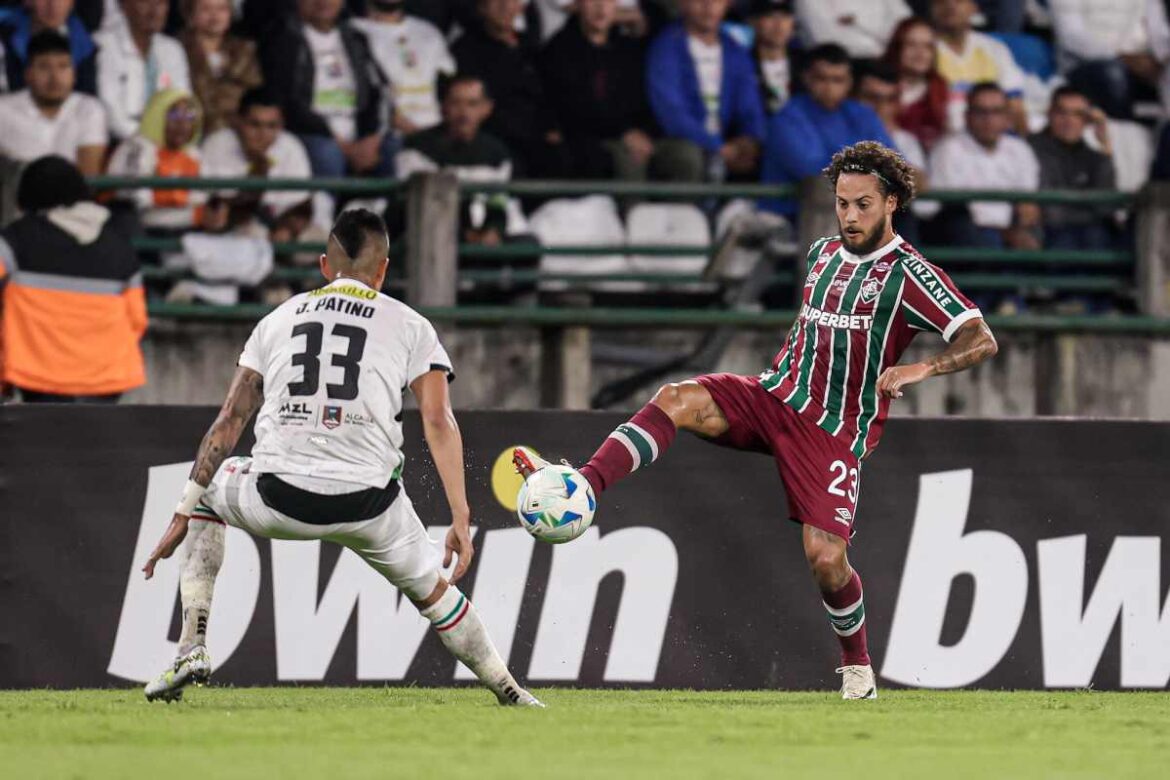 em-busca-do-g4,-fluminense-visita-o-internacional:-saiba-onde-assistir