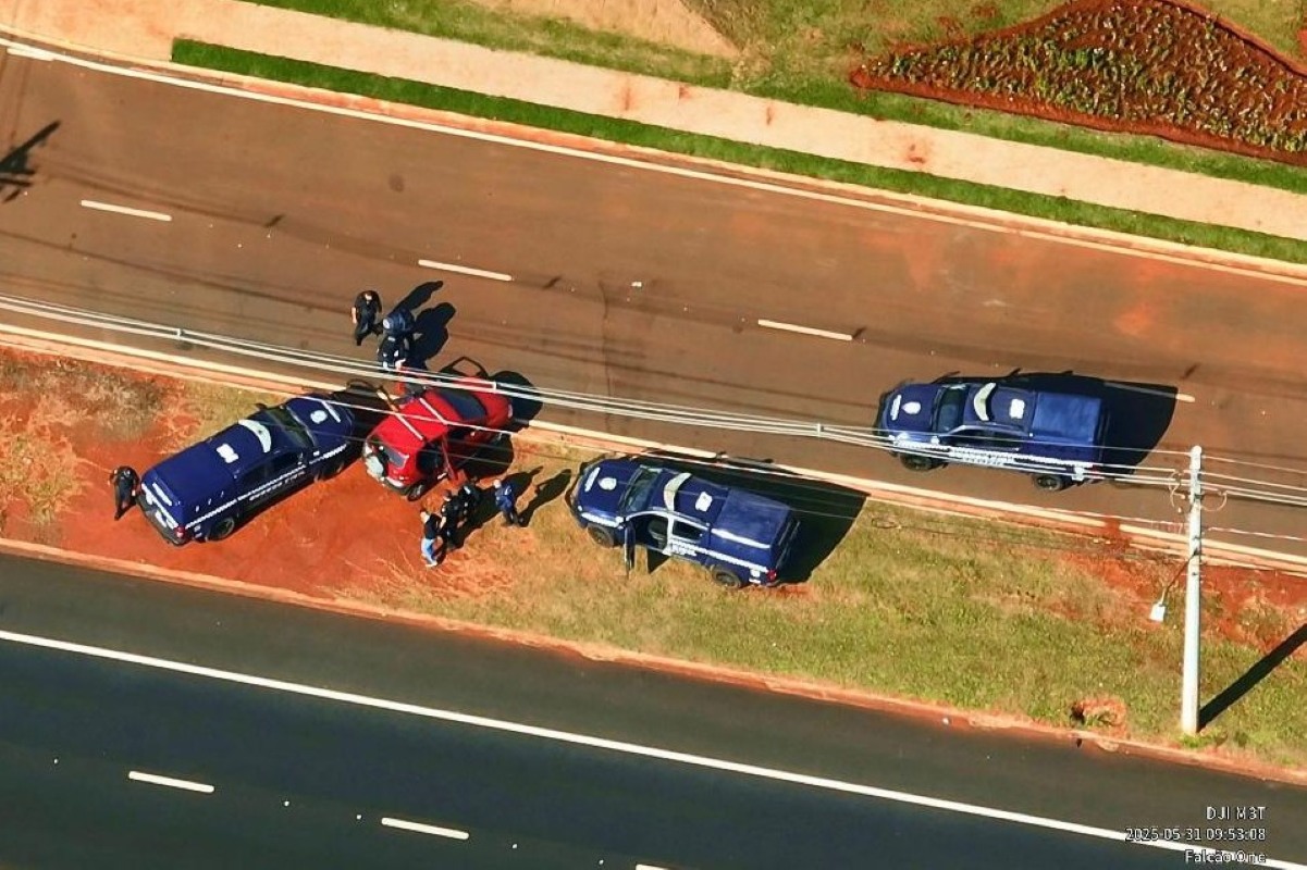 sp:-video-mostra-perseguicao-e-prisao-de-dupla-apos-roubo-em-banco