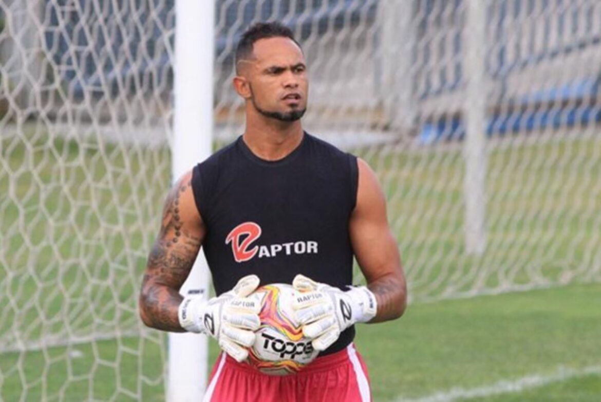 video:-goleiro-bruno-e-anunciado-por-time-amador-de-buzios