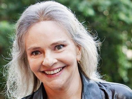 Angela Ro Ro nega estar debilitada e rebate ex-produtor: “Não sabe o que fala”