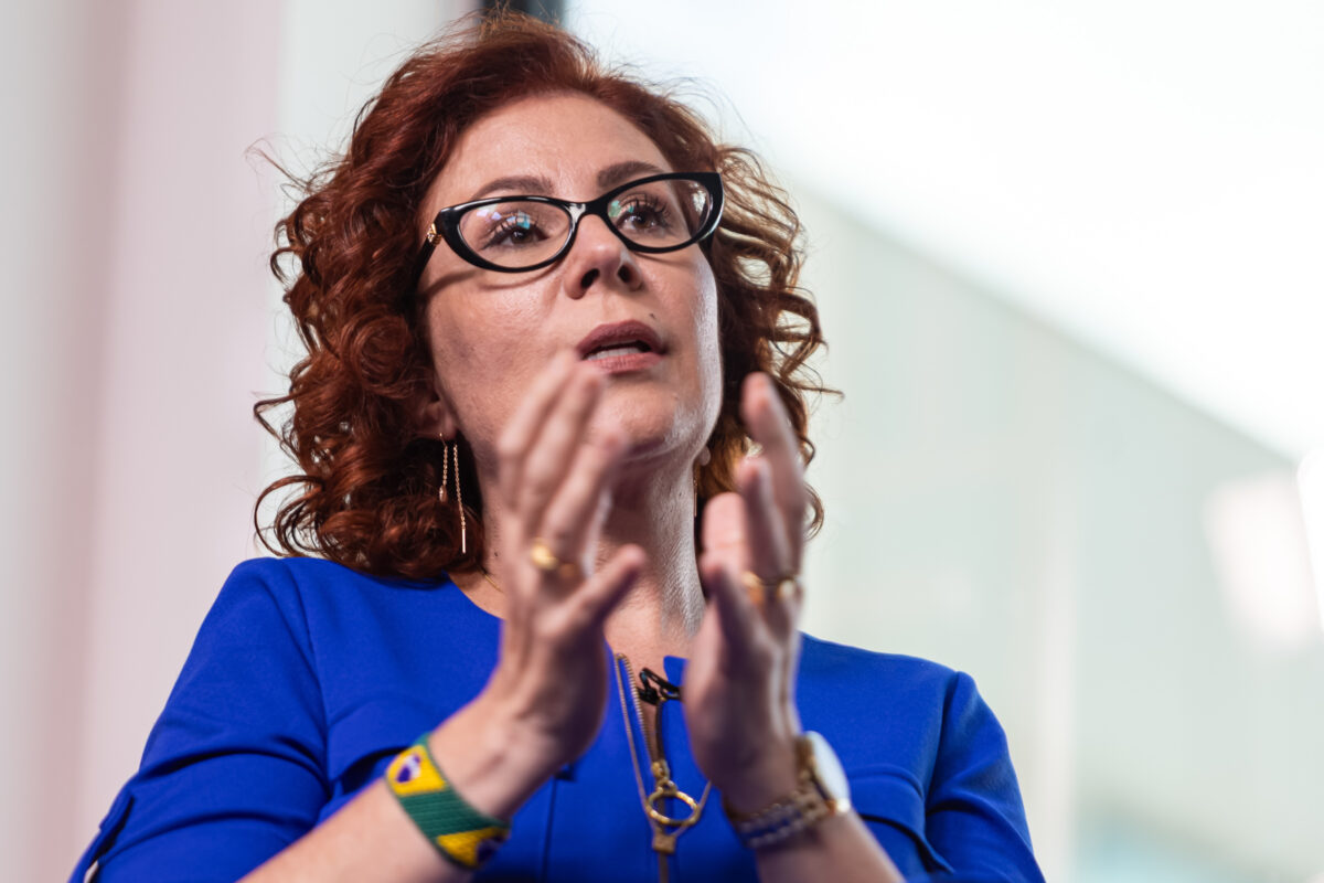 pgr-pede-prisao-preventiva-de-carla-zambelli-apos-viagem-ao-exterior