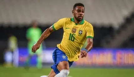 Renan Lodi critica convocação da Seleção e diz que sofre preconceito por jogar na Arábia