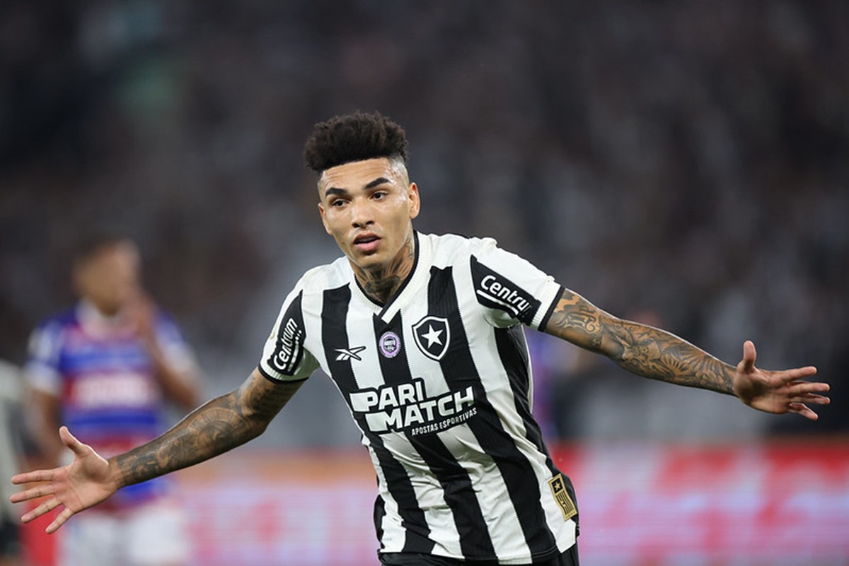 igor-jesus-anuncia-despedida-do-nilton-santos.-veja-a-postagem