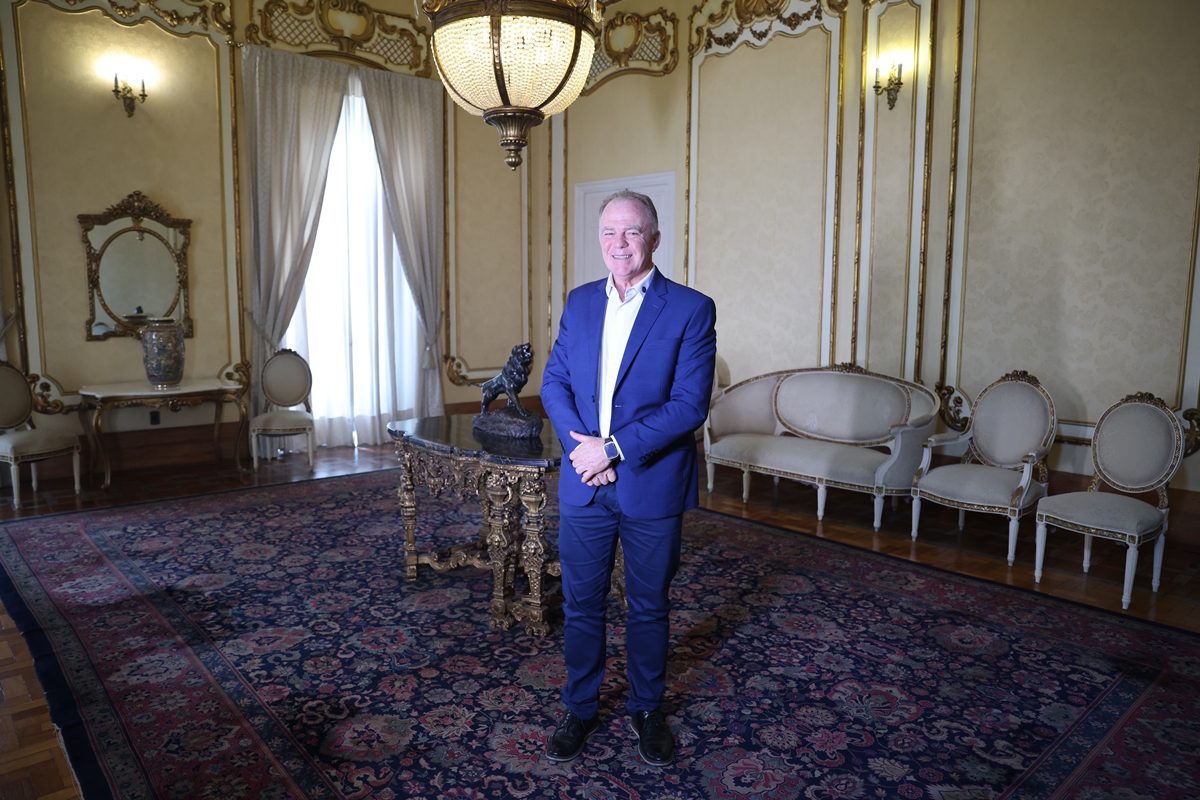 veja-a-integra-da-entrevista-do-governador-do-es,-renato-casagrande