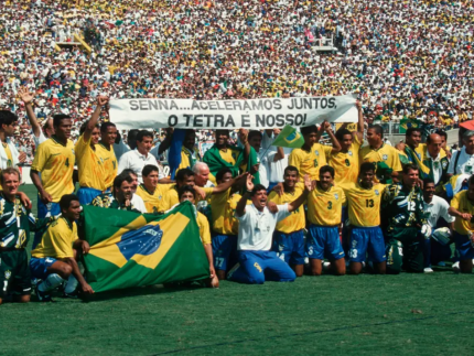 ayrton-senna-e-selecao-trocaram-promessas-antes-do-tetra-em-1994,-revela-ex-jogador