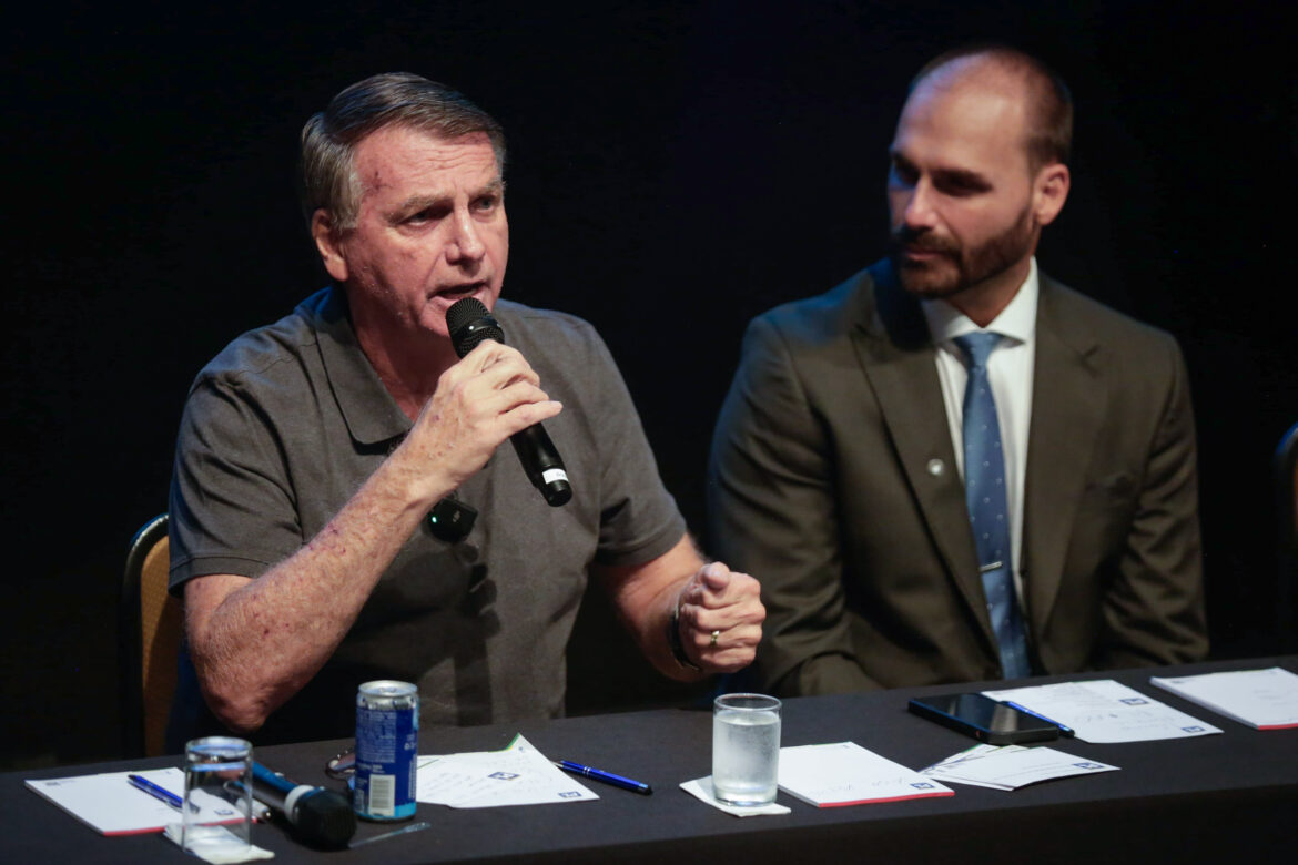o-que-bolsonaro-vai-dizer-a-pf-sobre-a-ajuda-ao-filho-eduardo-nos-eua