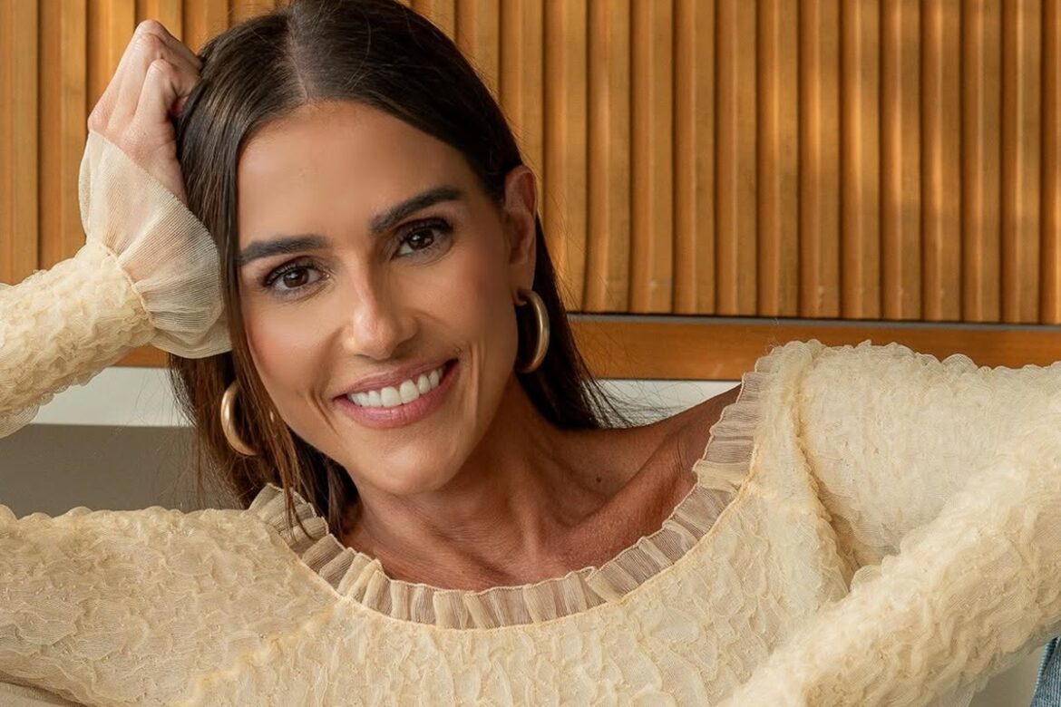 deborah-secco-revela-por-que-prefere-manter-namoro-longe-dos-holofotes