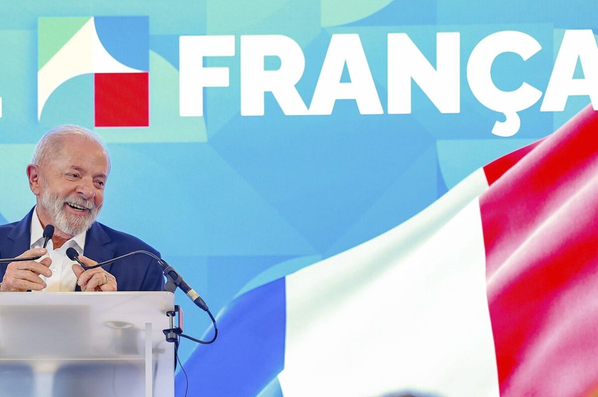 lula-diz-que-franceses-investirao-r$-100-bilhoes-no-brasil-ate-2030
