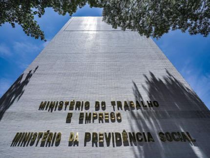 Regras para trabalho em feriado mudam; saiba o que está em jogo