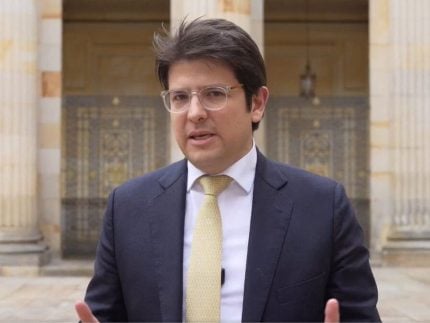 candidato-a-presidencia-da-colombia-e-baleado-durante-atentado