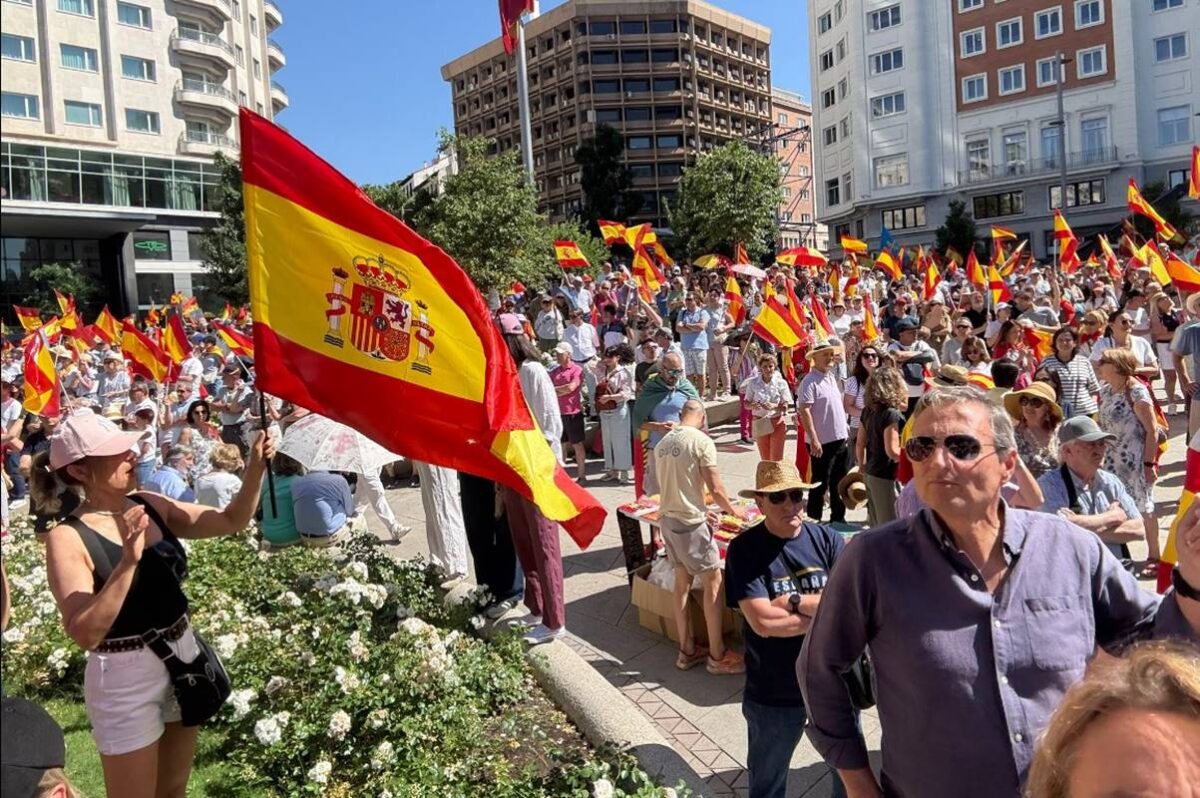 espanha:-em-madri,-milhares-pedem-a-renuncia-do-premie-por-corrupcao