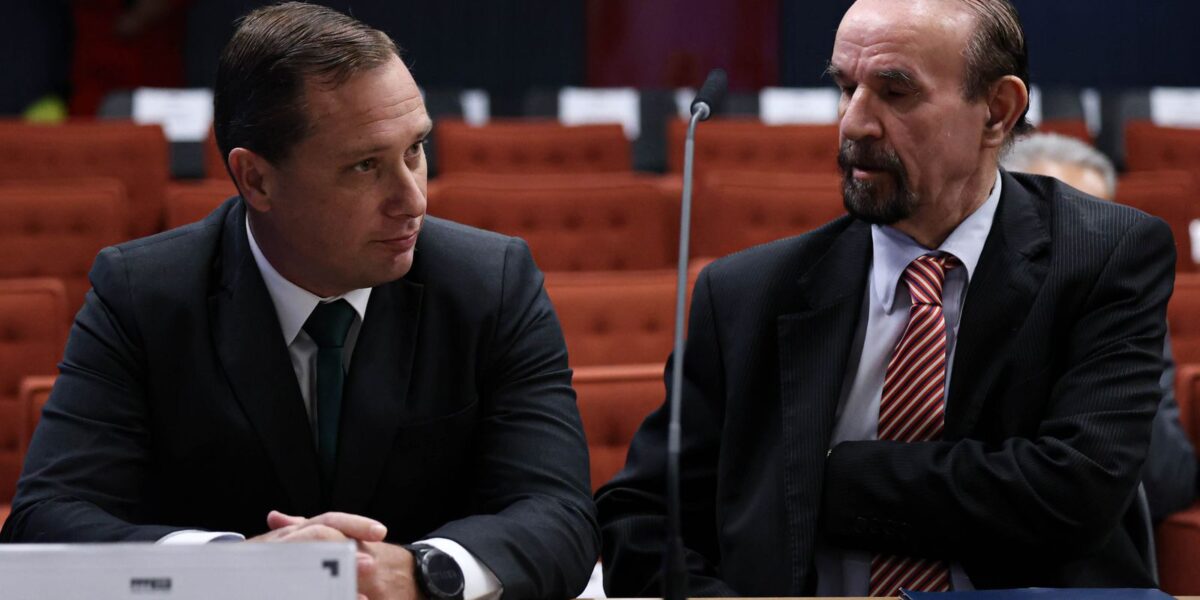 cid-confirma-que-bolsonaro-presenciou-apresentacao-de-minuta-golpista