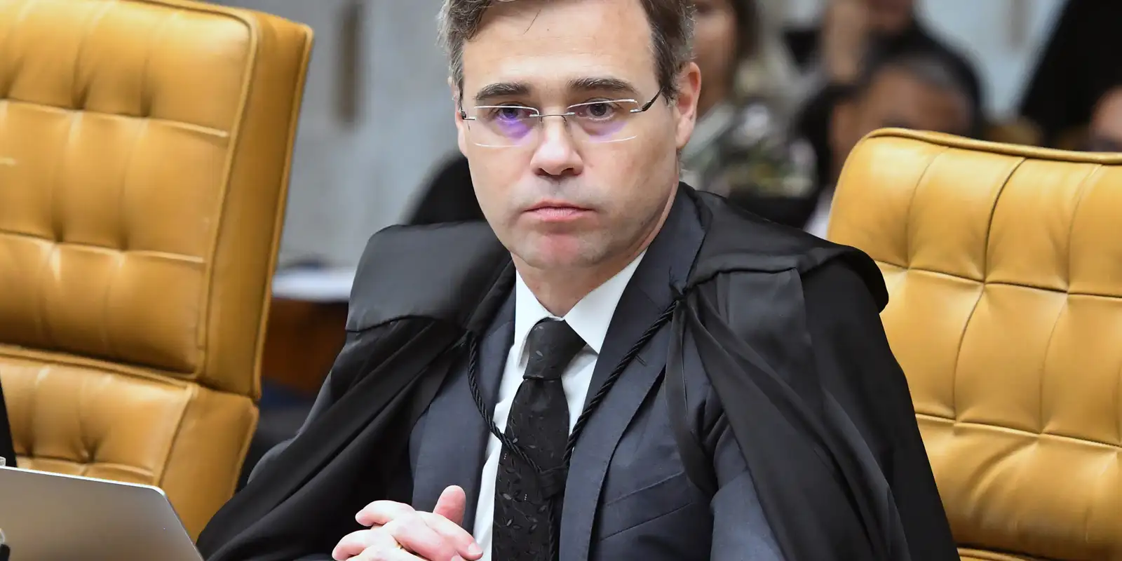 Mendonça vota a favor da revisão da vida toda no STF Mendonça vota a favor da revisão da vida toda no STF