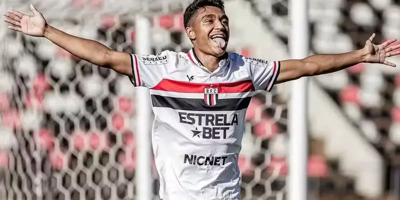 Pedro Severino recebe alta após 98 dias de tratamento