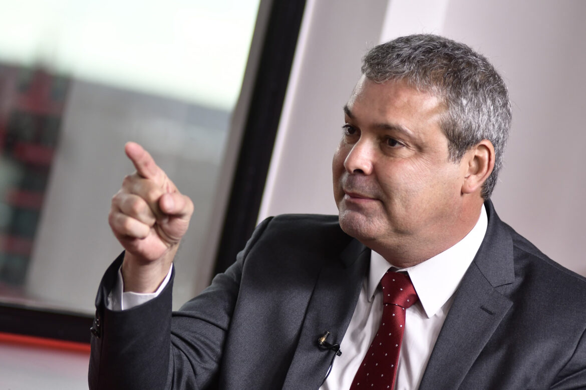 lider-do-pt:-mp-que-“recalibra”-aliquota-do-iof-sai-ate-esta-5a