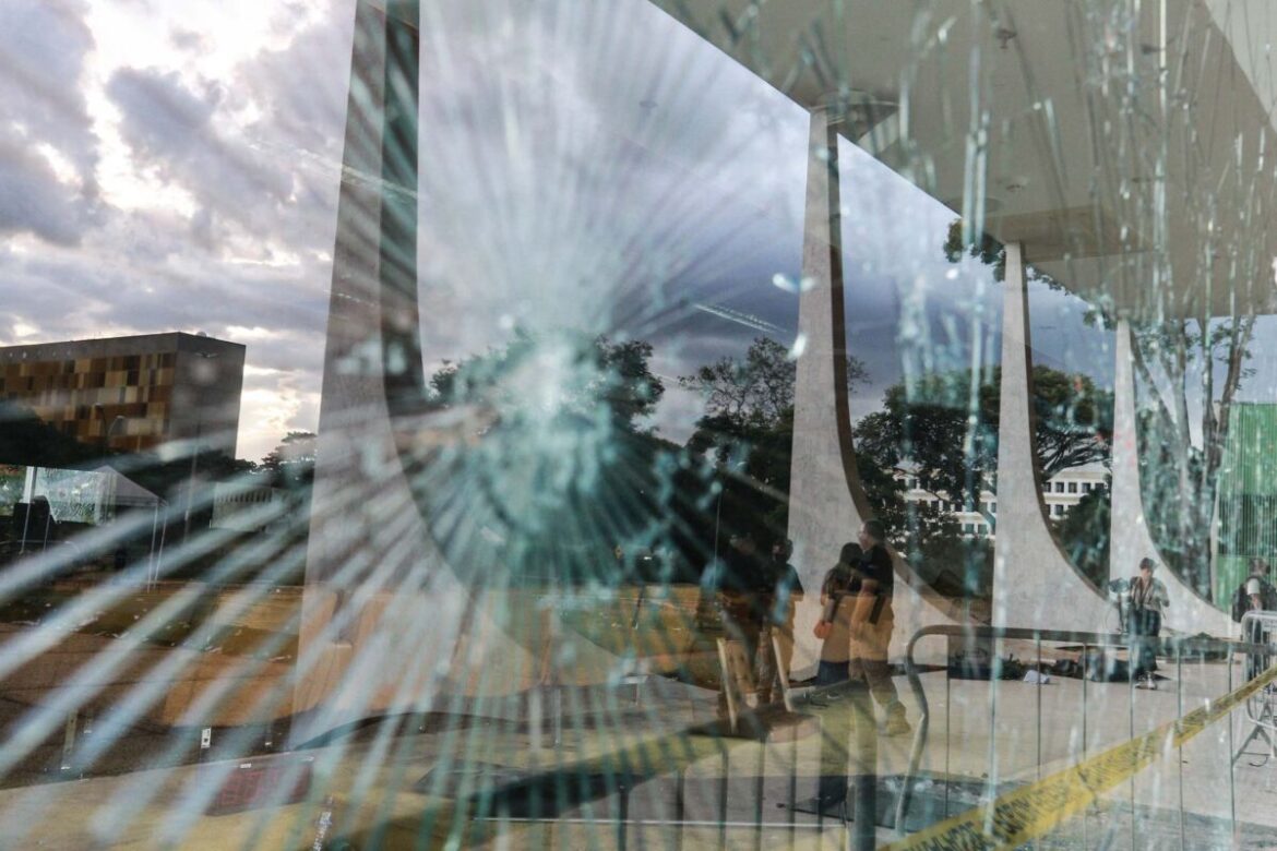 stf-julga-re-do-8/1-que-mandou-audio:-“quebramos-o-stf-todinho”