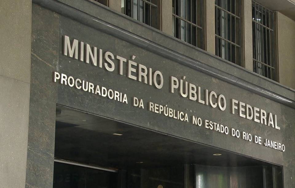 empresa-usada-em-esquema-de-cigarro-falso-movimentou-r$-70-mi,-diz-mpf
